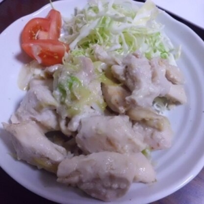 簡単でムネ肉のパサつきもなく良かったです♪
黒こしょうをかけて食べたらお酒が進みました（笑）ごちそうさまでした＾＾